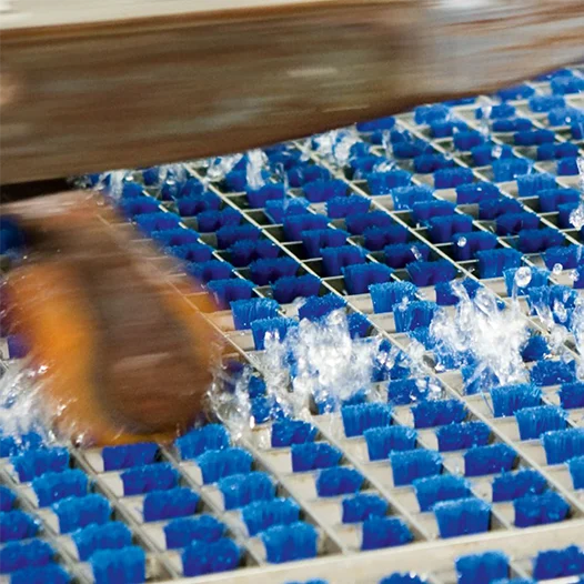 ProfilGate® aqua limpando rodízio com água